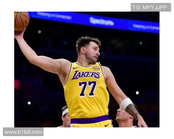 东契奇破纪录，詹姆斯回归在即！湖人29分惨败雷霆后喜迎3大改动